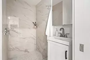 60 Derby St, Somerville, MA 02145 - Photo 13