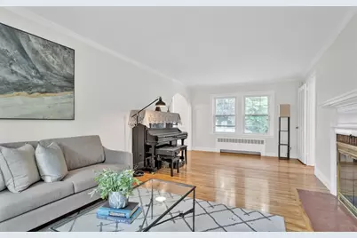 284 Lake St, Belmont, MA 02478 - Photo 9