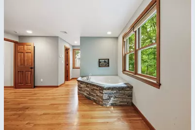 50 Melrose Ave, Tewksbury, MA 01876 - Photo 15