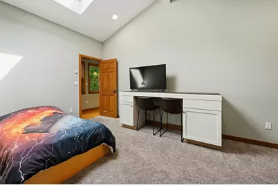 50 Melrose Ave, Tewksbury, MA 01876 - Photo 33
