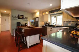 26 Robin Ln, Somerset, MA 02726 - Photo 9