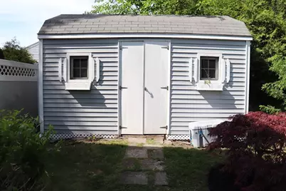 26 Robin Ln, Somerset, MA 02726 - Photo 33