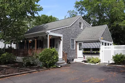 26 Robin Ln, Somerset, MA 02726 - Photo 3