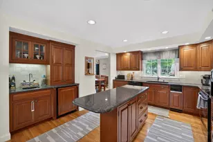 9 Bakers Pond Rd, Dennis, MA 02641 - Photo 5