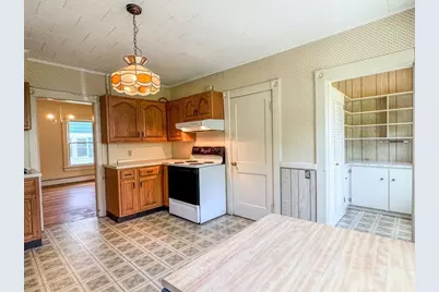 17 Worcester Ave, Montague, MA 01376 - Photo 11