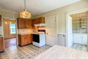 17 Worcester Ave, Montague, MA 01376 - Photo 11