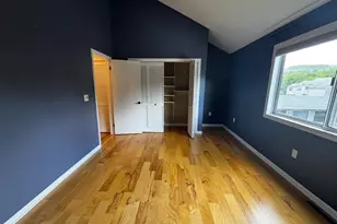 32 Autumn Ln, Amherst, MA 01002 - Photo 9