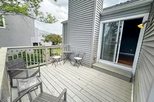 32 Autumn Ln, Amherst, MA 01002 - Photo 5