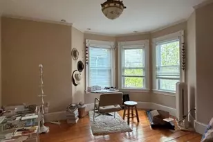 52 Hillsdale Rd, Medford, MA 02155 - Photo 17