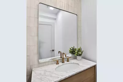 15 Jewett Pl #B, Newton, MA 02458 - Photo 11