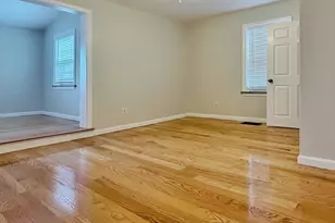 90 George St, Boston, MA 02119 - Photo 9