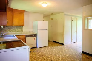 79 Plymouth St, Halifax, MA 02338 - Photo 11
