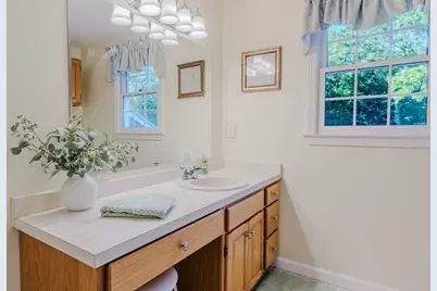 7 Tina Rd, Milford, MA 01757 - Photo 27