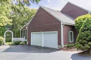 7 Tina Rd, Milford, MA 01757 - Photo 3