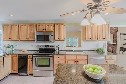 7 Tina Rd, Milford, MA 01757 - Photo 5