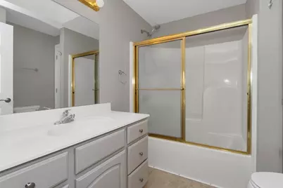 105 Mazarin St, Springfield, MA 01151 - Photo 21