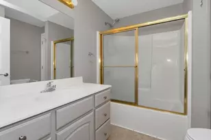 105 Mazarin St, Springfield, MA 01151 - Photo 21