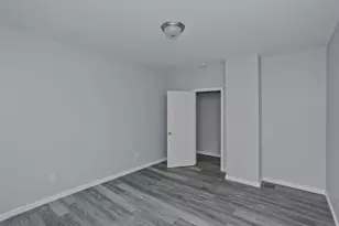 64 Thompson St, Springfield, MA 01109 - Photo 11