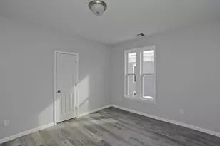 64 Thompson St, Springfield, MA 01109 - Photo 13