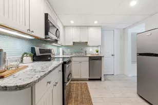6 Mt Locust Pl, Gloucester, MA 01930 - Photo 13