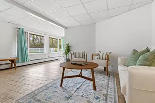 6 Mt Locust Pl, Gloucester, MA 01930 - Photo 3