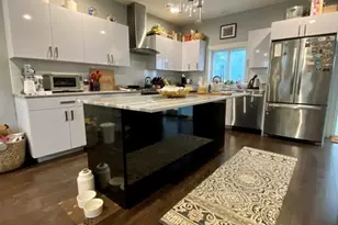 348 E St, Boston, MA 02127 - Photo 3
