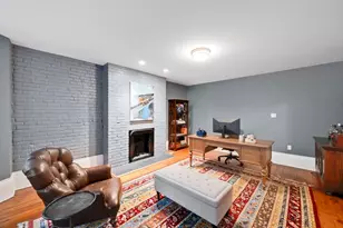27 Mattoon St, Springfield, MA 01105 - Photo 5