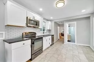 108 Marble St, Springfield, MA 01105 - Photo 3