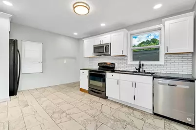 108 Marble St, Springfield, MA 01105 - Photo 5