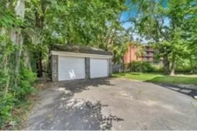 108 Marble St, Springfield, MA 01105 - Photo 17