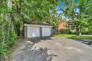 108 Marble St, Springfield, MA 01105 - Photo 17