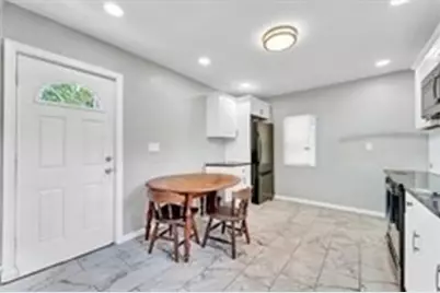 108 Marble St, Springfield, MA 01105 - Photo 5