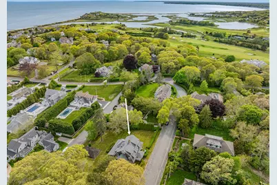 35 Grayton Ave, Barnstable, MA 02647 - Photo 5