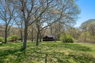 19 Locust Ln, Chilmark, MA 02535 - Photo 33