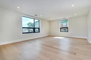 62 Foundry St, Wakefield, MA 01880 - Photo 5