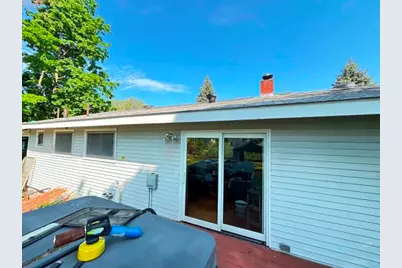 17 Lawn Ave, Lowell, MA 01852 - Photo 15