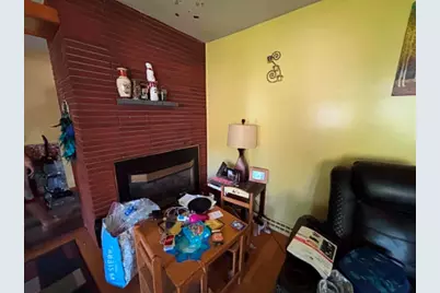 17 Lawn Ave, Lowell, MA 01852 - Photo 5