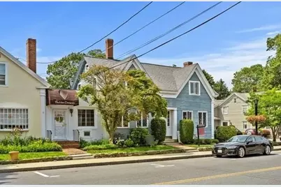 54 Main St #201, Topsfield, MA 01983 - Photo 3