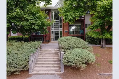 9 Longwood Dr #1, Andover, MA 01810 - Photo 3