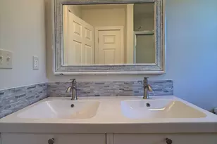 28 Crestview Dr, Westborough, MA 01581 - Photo 17