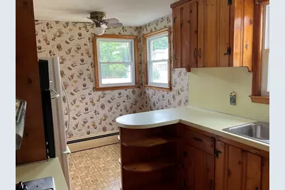 18 Pulaski Street, Uxbridge, MA 01569 - Photo 11