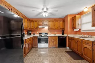 108 Druid Hill Ave, Methuen, MA 01844 - Photo 15