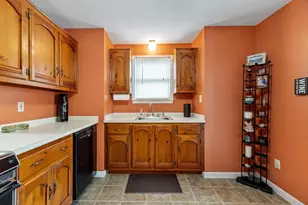 108 Druid Hill Ave, Methuen, MA 01844 - Photo 13