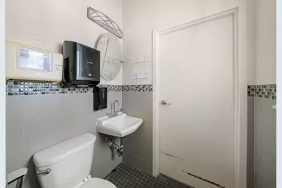 1123 Rockdale Ave, New Bedford, MA 02740 - Photo 23