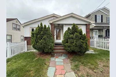 300 Mountain Ave #1, Revere, MA 02151 - Photo 1