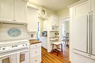 24 Hussey St, New Bedford, MA 02740 - Photo 15