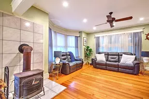 24 Hussey St, New Bedford, MA 02740 - Photo 9