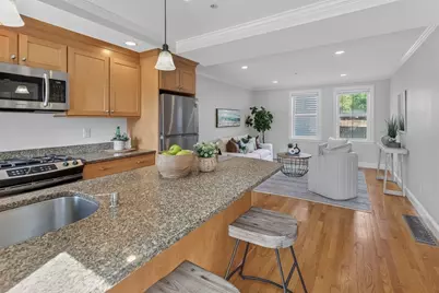 122-124 Charles St #124-1, Cambridge, MA 02141 - Photo 7