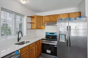 115 Beacon Ave, Lawrence, MA 01843 - Photo 11