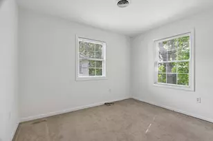 115 Beacon Ave, Lawrence, MA 01843 - Photo 17